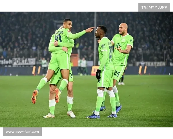 柏林联合客场不敌沃尔夫斯堡，中场核心赫迪拉停赛影响显著